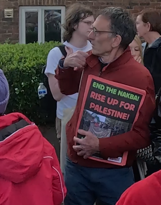 Fred Leplat at Finchley anti-Israel proest